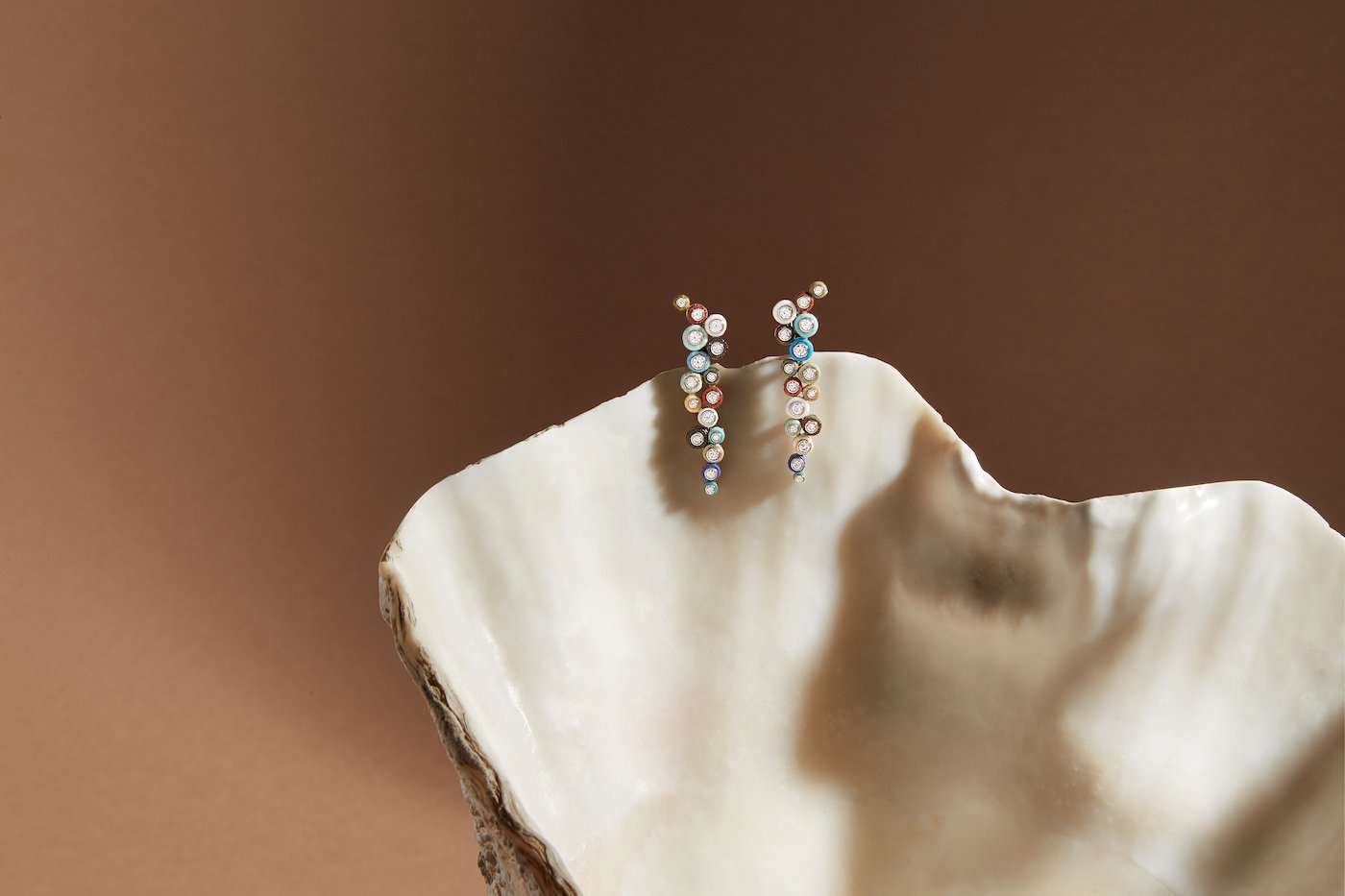 Oktaaf: precious stones, or precious stories?