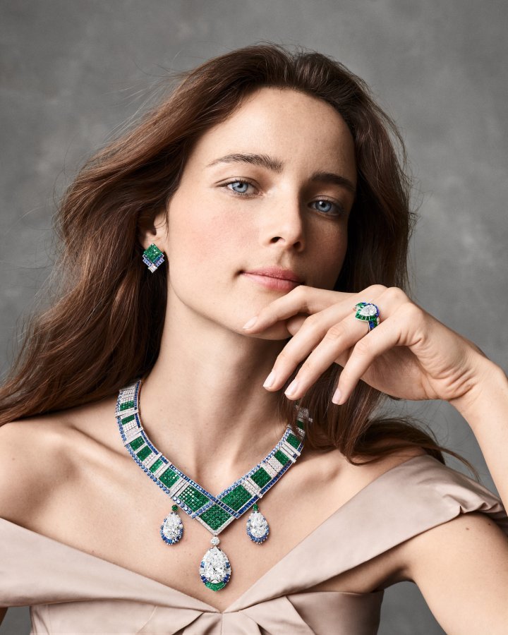 Van Cleef & Arpels launches new high jewellery collection Legends of  Diamonds - Something About Rocks