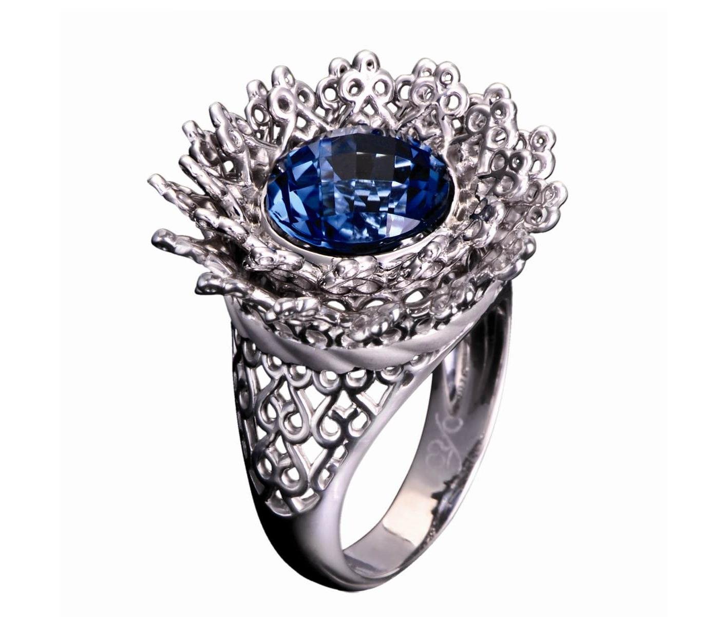 Ring by Carrera y Carrera