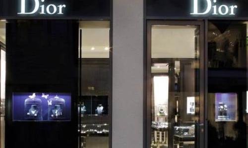 The first Dior boutique dedicated to jewellery and horlogerie in Switzerland