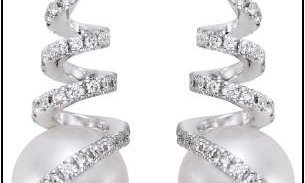 Mastoloni - The pure beauty of exquisite pearls.