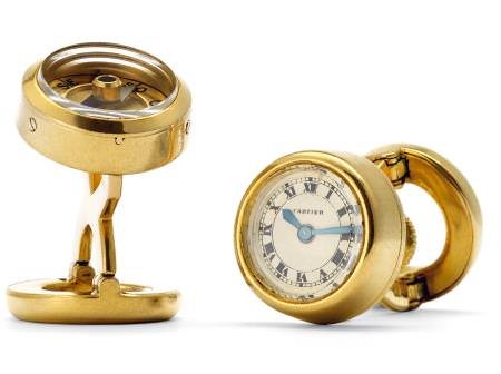 Gold, swivel bar system, round calibre 426 JLC movement, rhodium finish, 16 jewels, anchor escapement, single-metal balance, flat balance spring