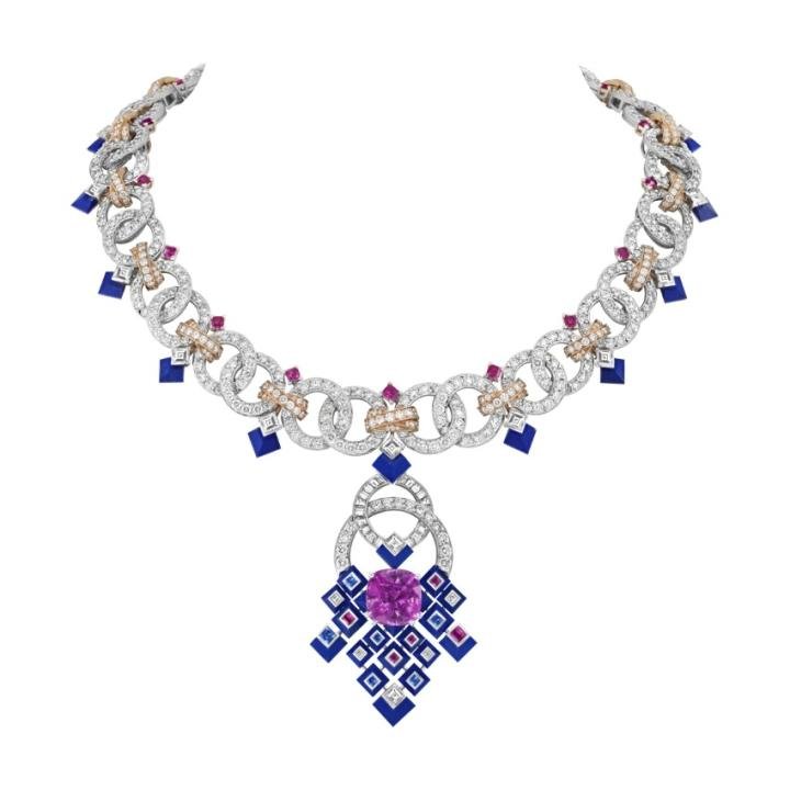 Van Cleef & Arpels, Rose Capulet necklace with detachable clip. Unique  piece, High Jewelry Collection (2019)