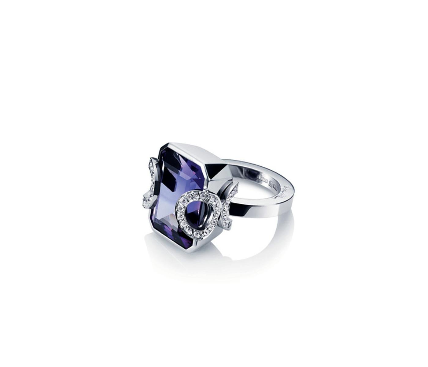 Ring by Efva Attling