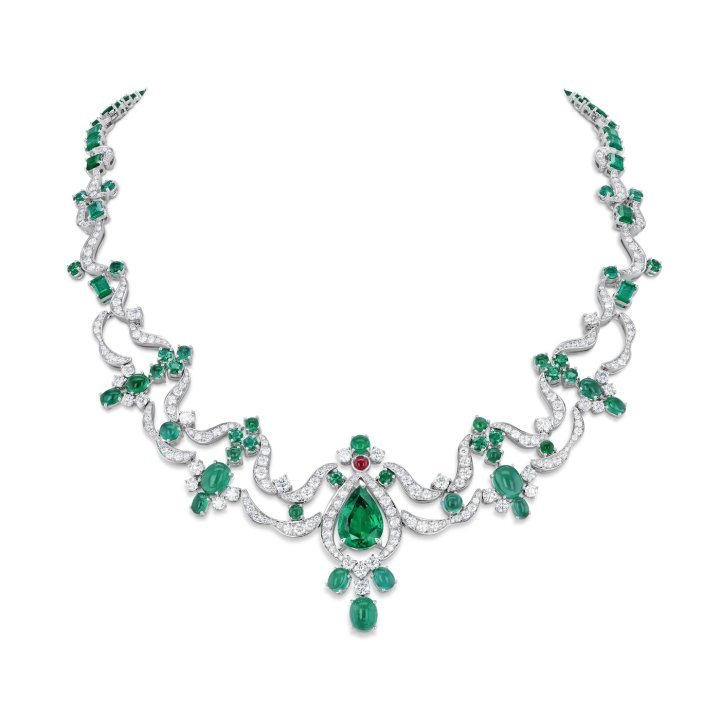 Dancing Dunes emerald and diamond necklace by Gübelin