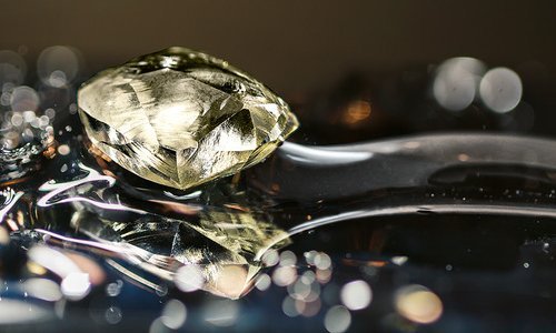 Forged by fire and pressure: the geological miracle of diamonds