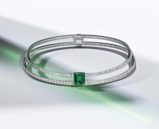 Louis Vuitton Riders of the Knights diamond, emerald and sapphire ring, Louis Vuitton