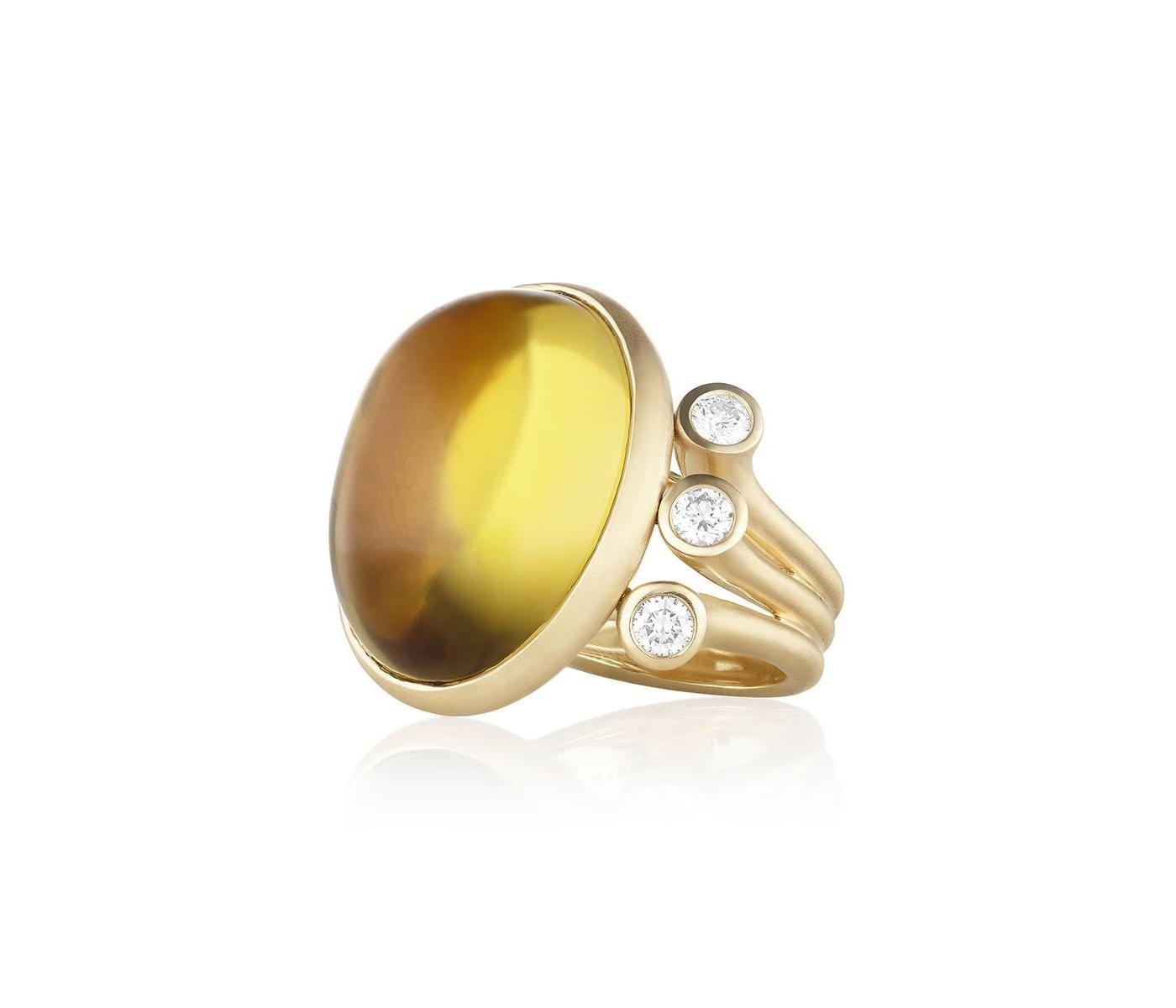 Ring by Carelle