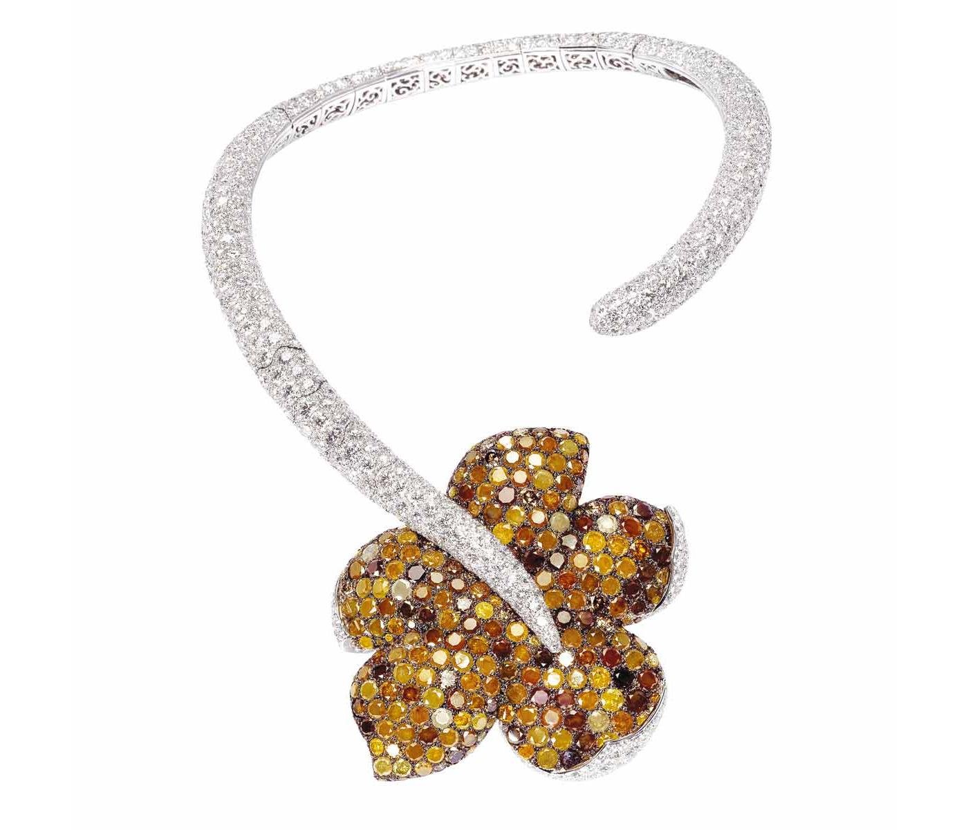 Necklace by de Grisogono