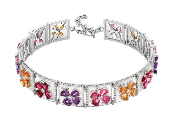 Andy Warhol - Pop flower necklace