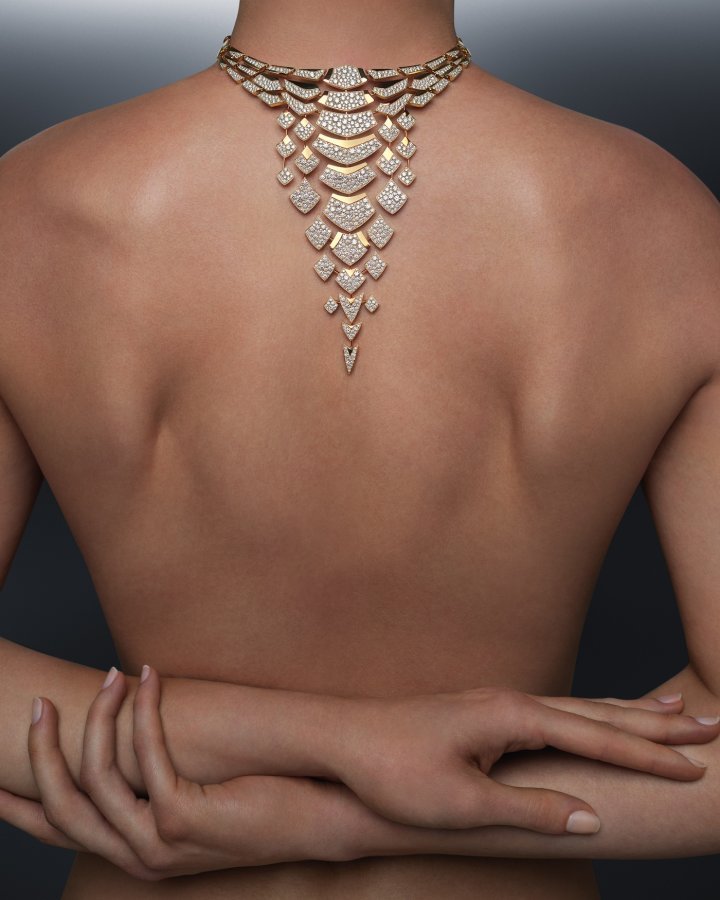 The Plastron necklace from the Python collection, a unique piece crafted from cast metal in Akillis' workshop in Barcelona. Made from 18-carat yellow gold and set with GVS diamonds, it took no less than 105 hours of work to design, cast and set.