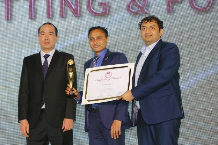 From left Mr Rajesh Lakhani, Mr. Gautam Gopani.