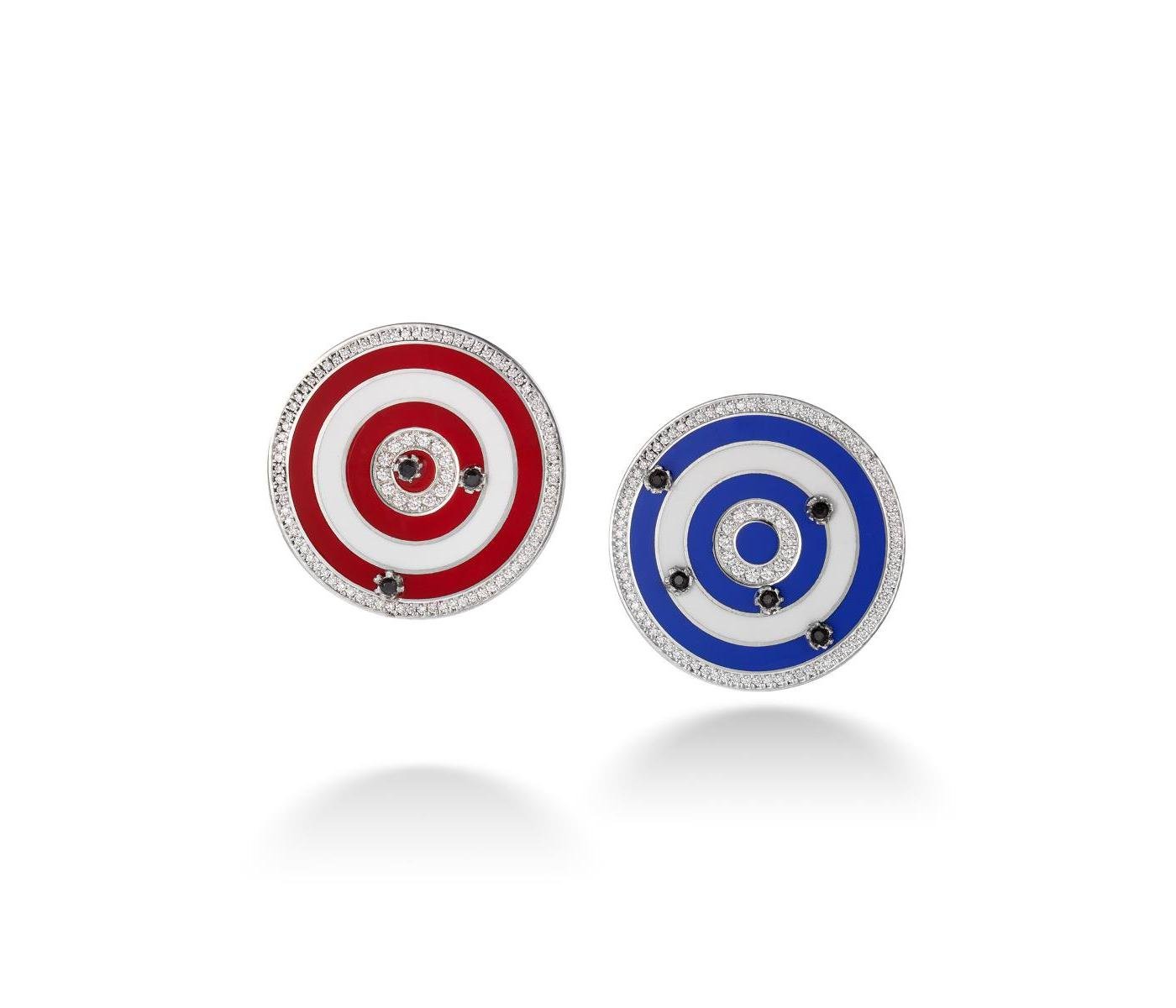Earrings by Suzanne Syz