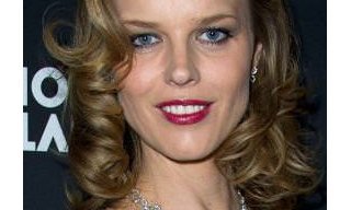 Montblanc - Eva Herzigova presents the “Collection Princesse Grace de Monaco” 