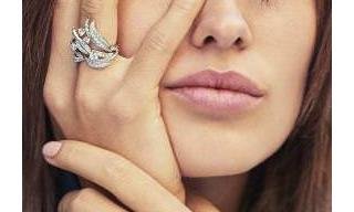 Chaumet - Laurier Precious Jewellery collection