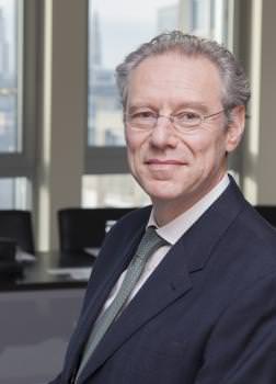 Stéphane Fischler, President of the Antwerp World Diamond Centre, explained that 2013 was the second best year ever for the Antwerp diamond industry, with exports and imports up 8 percent.