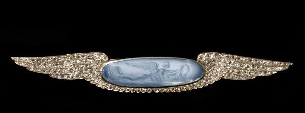 Mrs. W.H. (Elinor) Klapp (American, 1845-1915), Brooch, c. 1895-1914. Collection of the Bronson Family. Photograph by Firestone and Parson.